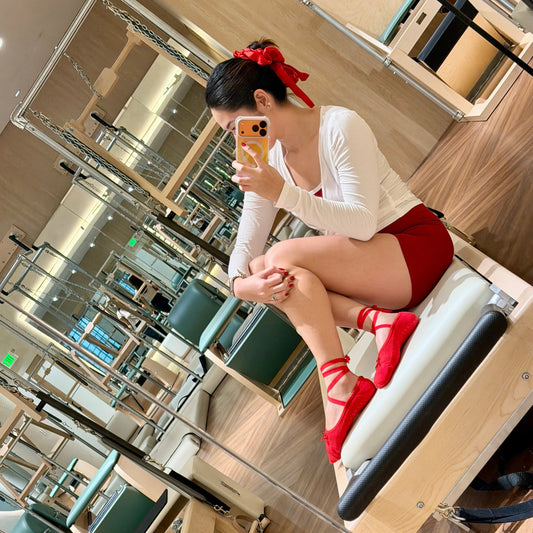 BOW VALENTINE SCRUNCHIES