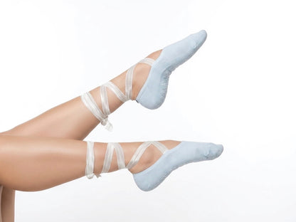 PLIÉ GRIP SOCKS - SKY