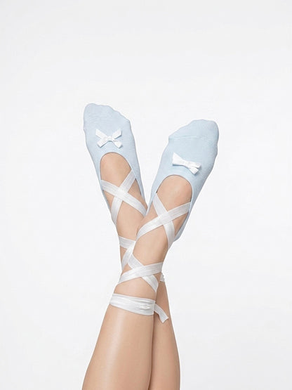 PLIÉ GRIP SOCKS - SKY