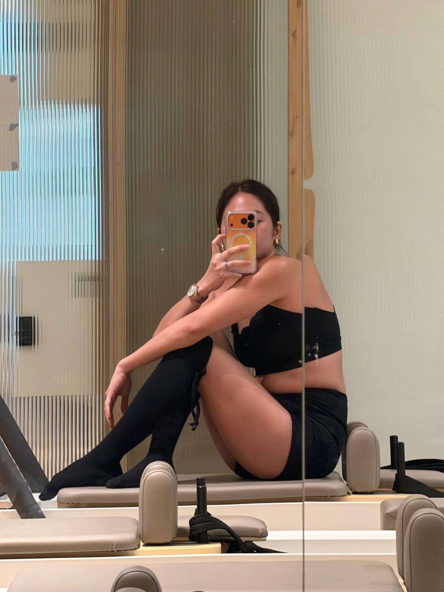 DEVELOPPÉ ABOVE THE KNEE GRIP SOCKS - BLACK SWAN